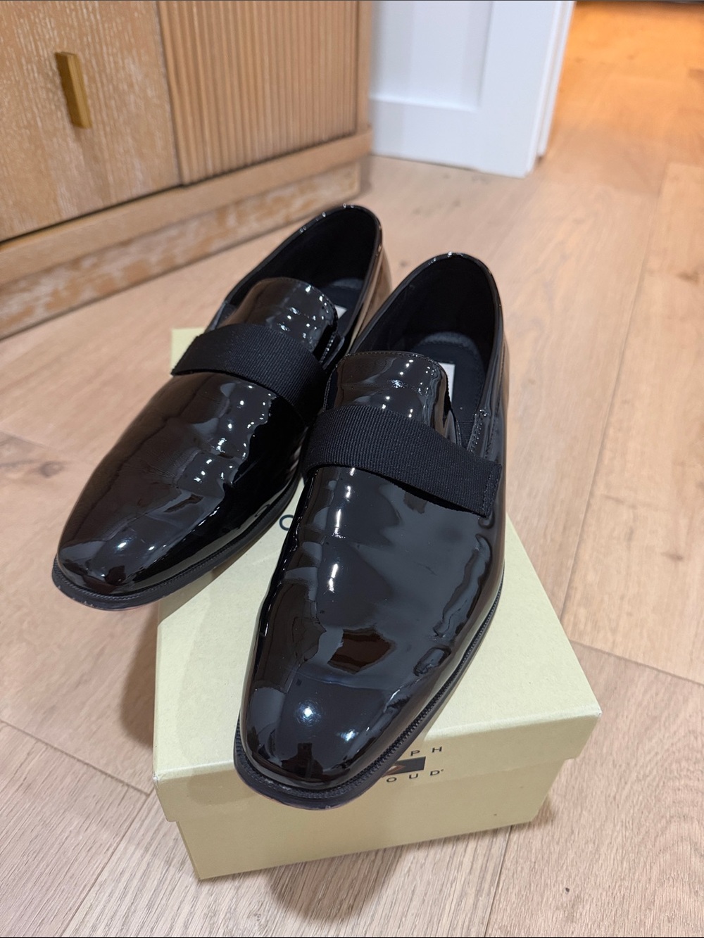 Joseph Abboud Black Patent Slip-On Loafers with Elastic Strap